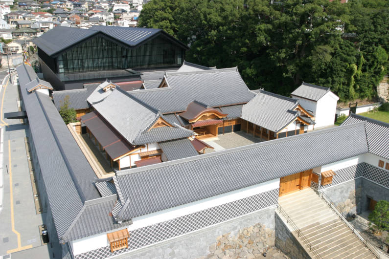 長崎歴史文化博物館　外観